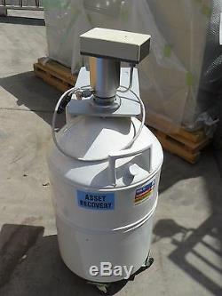 Liquid Nitrogen Dewar With Roller Base