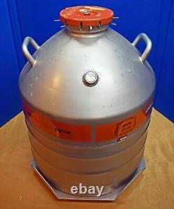 MVE Cryogenics Orion ET-44 Liquid Nitrogen Dewar Vacuum Vessel Tank