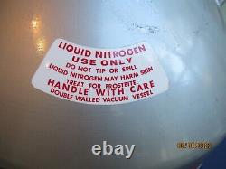MVE Dewar Cryogenics Orion ET-44 Liquid Nitrogen Tank 10 canisters /sample holdr