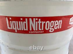UC-31 UNION CARBIDE CRYOGENIC LN2 Liquid Nitrogen Container Tank Dewar