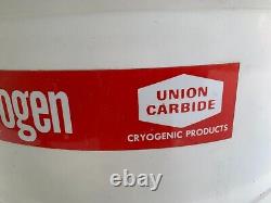 UC-31 UNION CARBIDE CRYOGENIC LN2 Liquid Nitrogen Container Tank Dewar