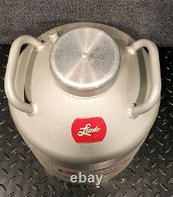 UNION CARBIDE / LINDE LIQUID NITROGEN CRYOGENICS DEWAR LR-17 with LID