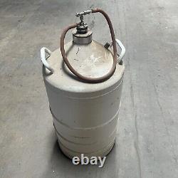 Union Carbide UC-50 Cryogenic Products Liquid Nitrogen Tank Container Dewar